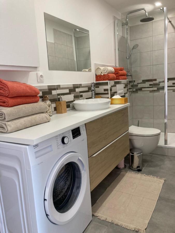 Le Gaudissart 1 Apartment Барселонет Екстериор снимка